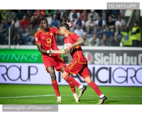 欧联杯激战曼联逆转阿森纳补时绝杀引爆全场热情点评